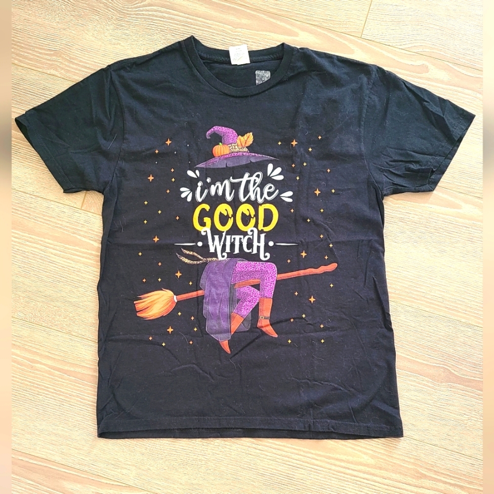 Black Graphic Tee - I'm the Good Witch